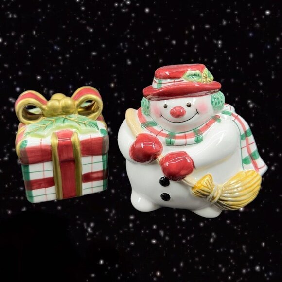 Fitz and Floyd Ceramic Salt & Pepper Shaker Snowman & Gift Present Set W Box vtg - Picture 2 of 6